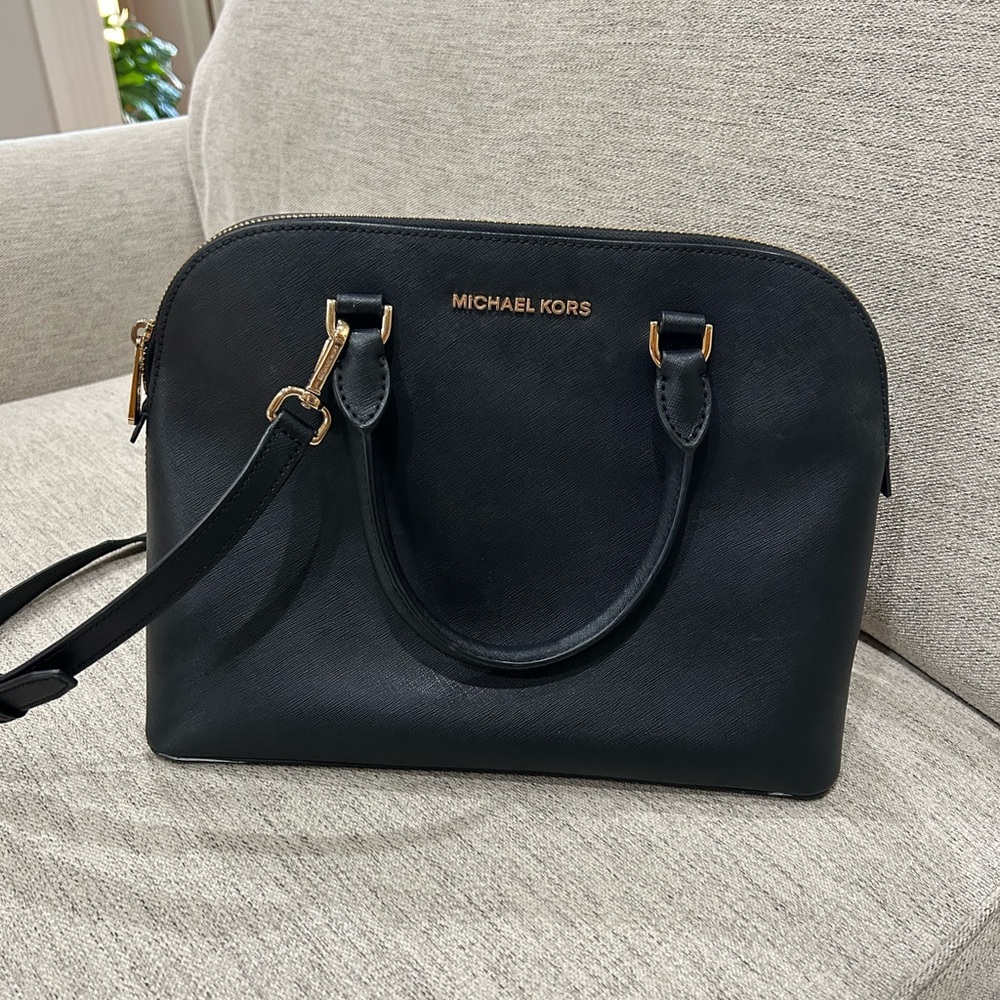 Micheal Kors Veronica medium dome purse